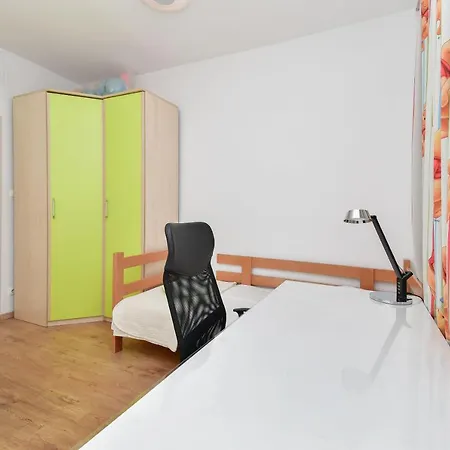 Ela Apartment