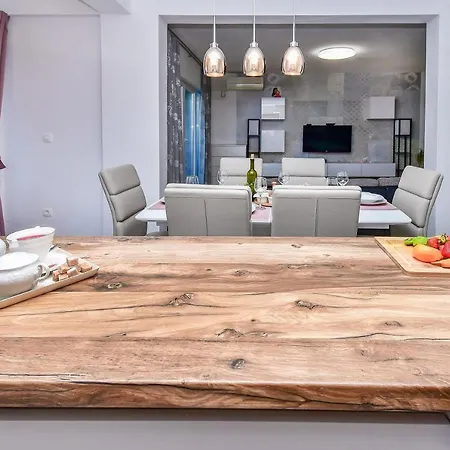 Apartmán Ela *